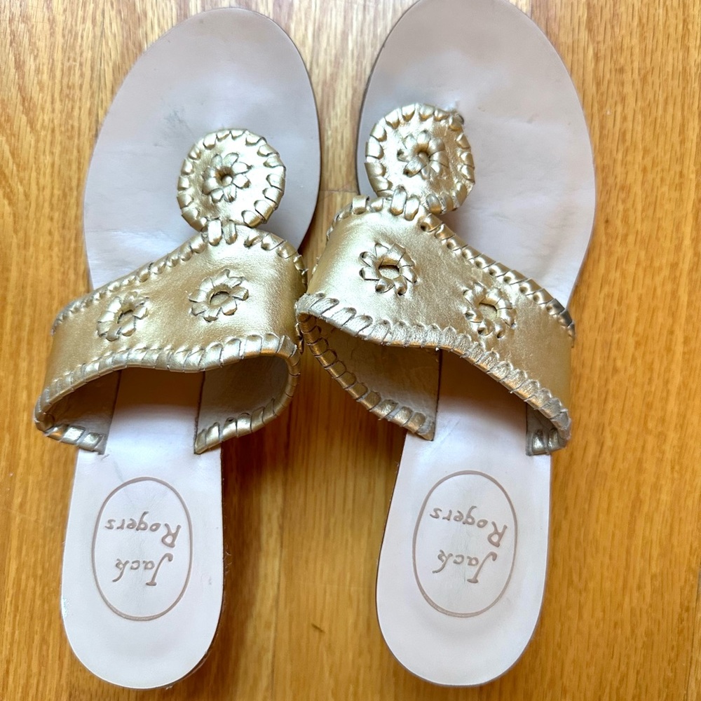 Jack Rogers wedge in good condition!